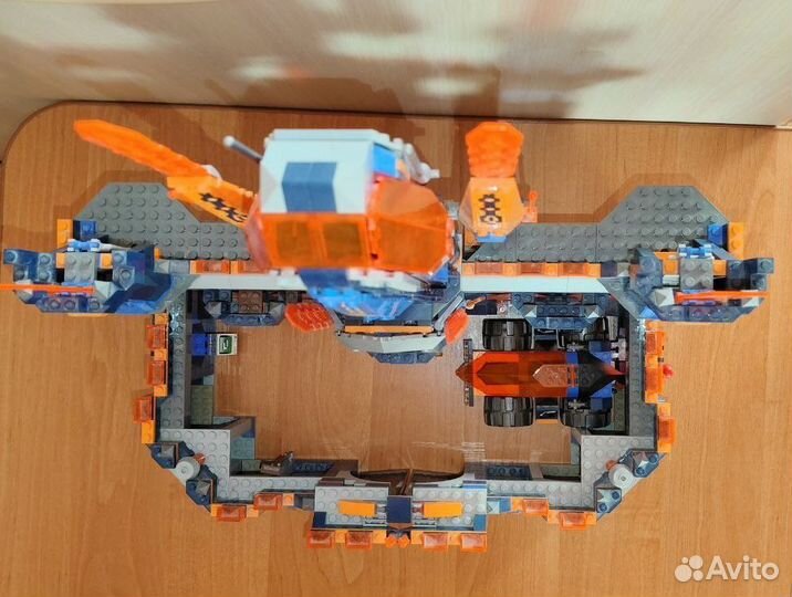 Lego Nexo Knights 70357Королевский замок Найтон