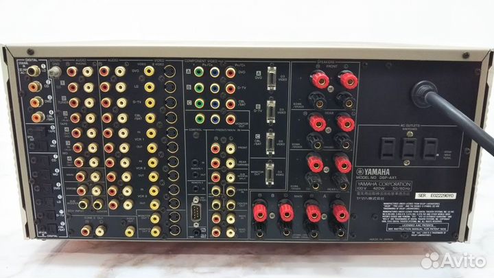 Усилитель Yamaha DSP-AX1