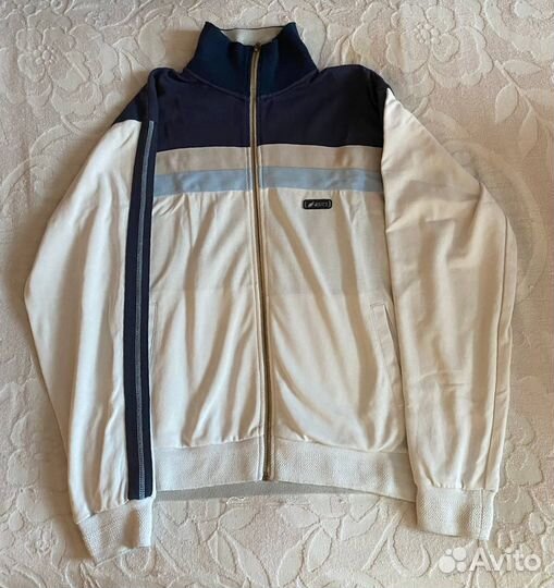 Ветровка asics