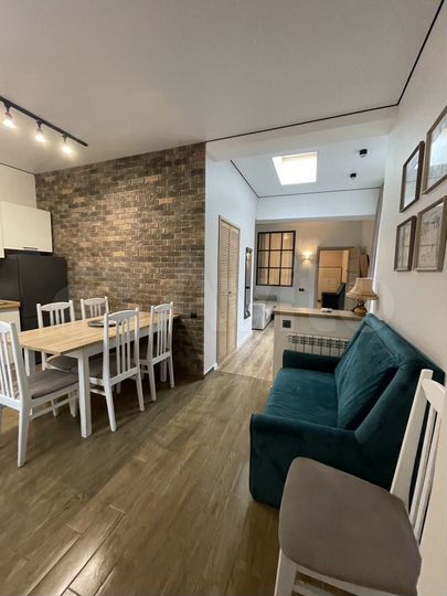 2-к. квартира, 54 м², 1/1 эт.