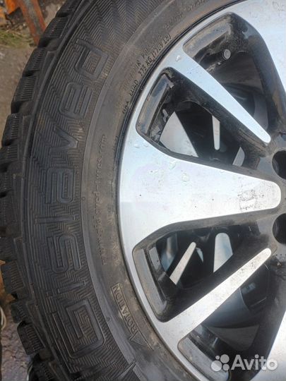 Gislaved NordFrost 100 215/60 R16