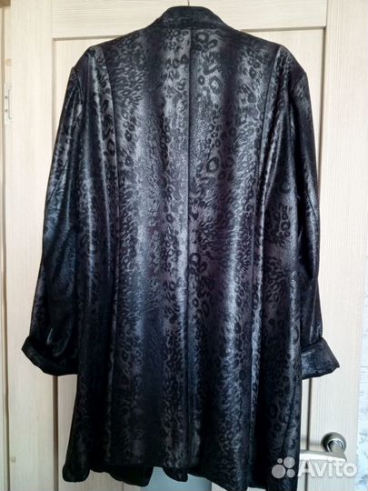 Плащ демисезонный женский 60 размер