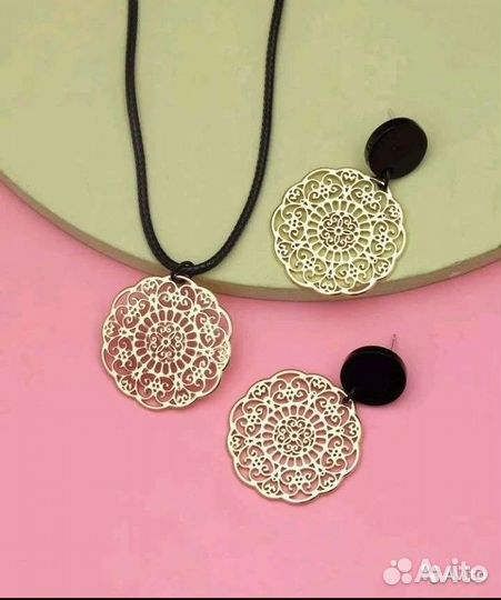 Новые комплекты бижутерии