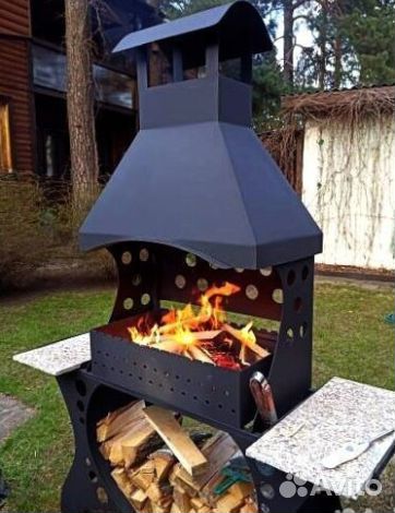 Мангал для дачи с крышей