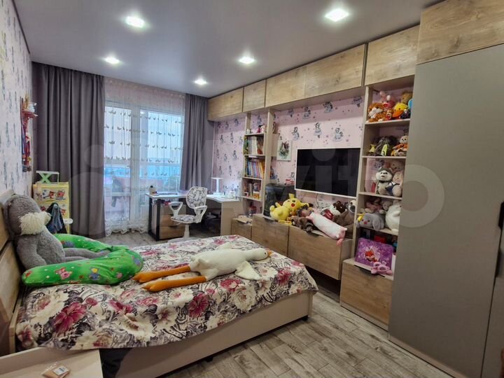 4-к. квартира, 93,5 м², 14/16 эт.