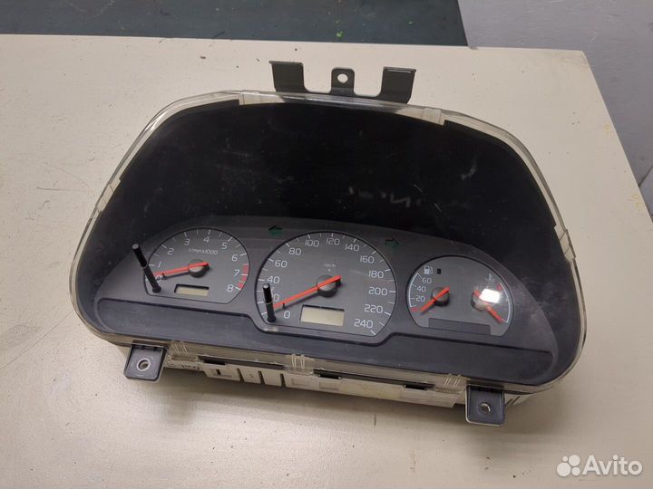 Щиток приборов Volvo S40 / V40, 1997