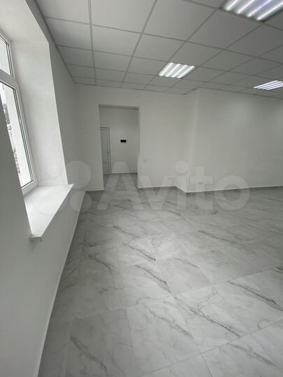 Торговая площадь, 60 м²