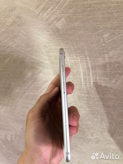 Телефон iPhone 7 plus