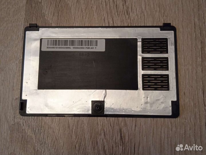 Крышка поддона Toshiba satellite L650D