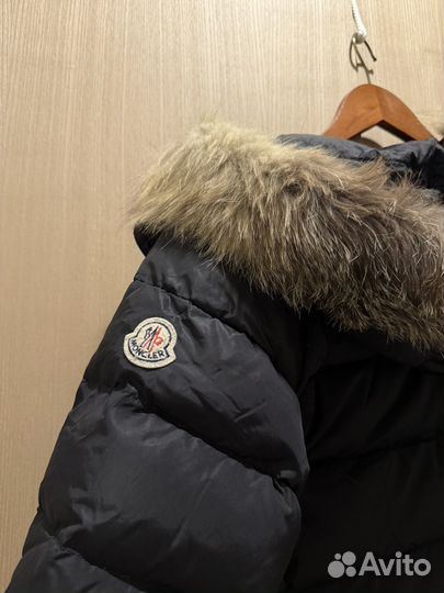 Пуховик женский Moncler