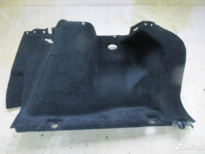 Обшивка крышки багажника Range Rover Evoque L538