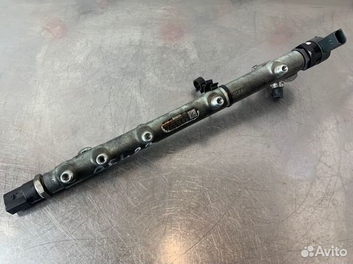 Топливная рампа Mercedes C-Class W203 OM646 2.2