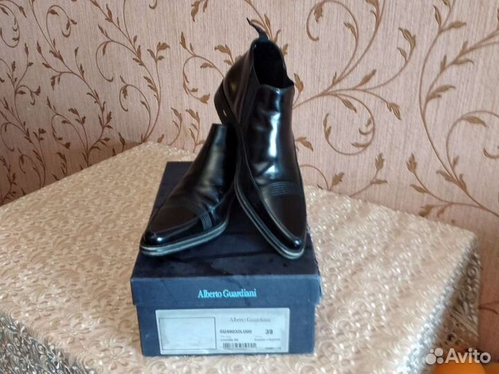 Туфли мужские р.39-40 натуральная кожа пр.Италия п