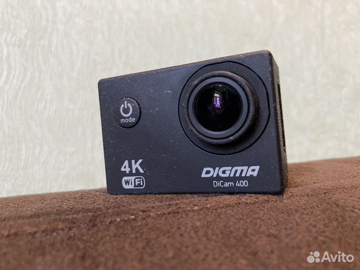 Экшн камера digma DiCam 400 и крепление