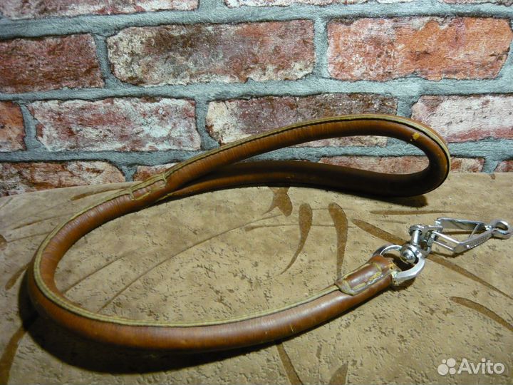 Короткие поводки.Компрессор для аквариума