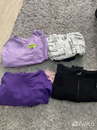 Спортивные костюмы