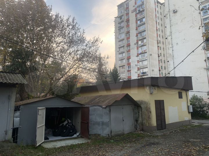 Гараж
