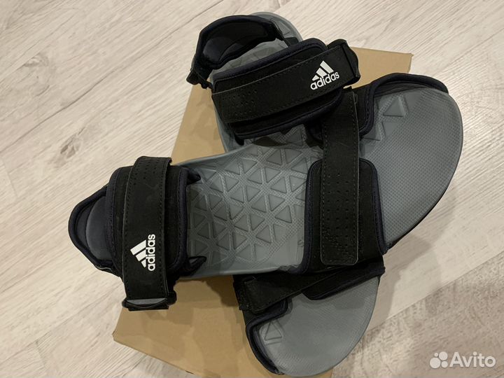 Сандалии adidas мужские