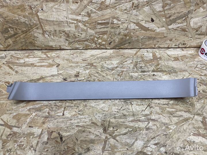 Накладка задняя правая Toyota Land Cruiser 200