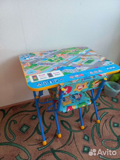 Столик и стульчик для детей