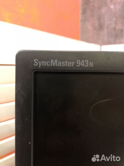 Монитор Samsung syncmaster 943n