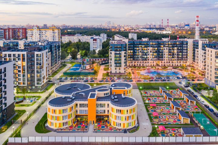 2-к. квартира, 63 м², 5/9 эт.