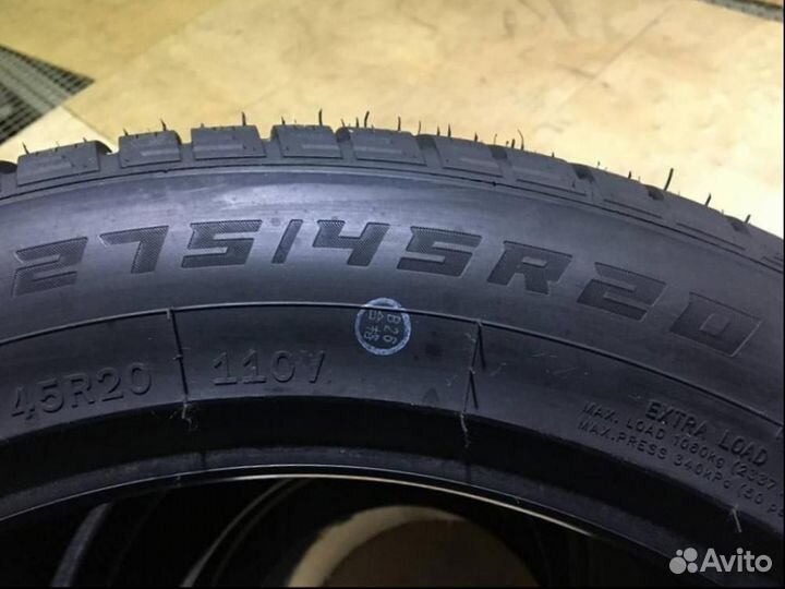 Windforce Snowblazer UHP 275/45 R20 110V