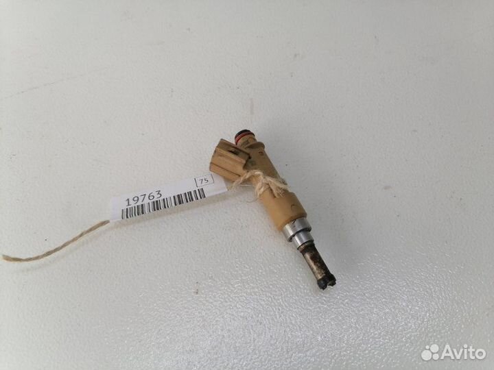 Форсунка Toyota Corolla E150 1zrfe