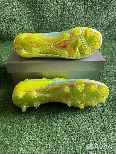 Бутсы футбольные nike