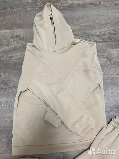 Спортивный костюм женский новый 46 48