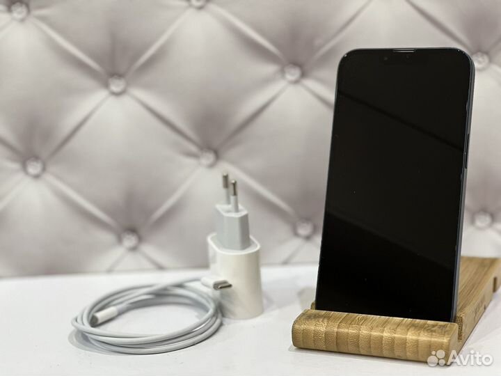 iPhone 13, 256 ГБ