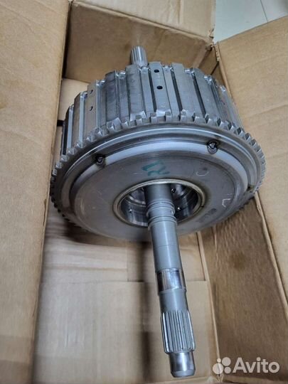 Барабан сцепления R1 с валом АКПП V5A51