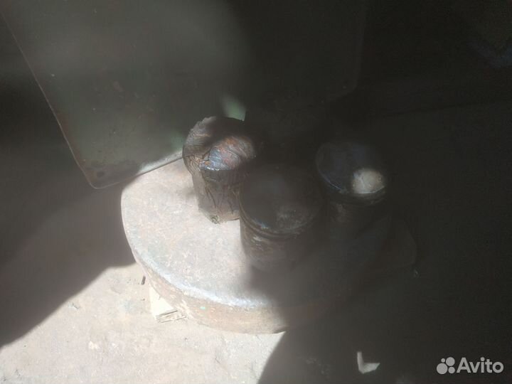 Поршня на восход 4 штуки с кольцами без пальцев