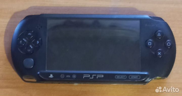 Sony PSP e 1008