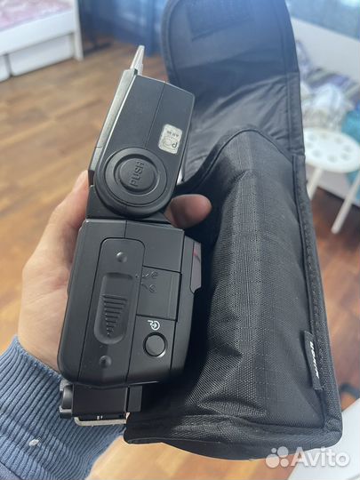 Фотовспышка Nikon SB-600