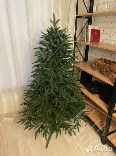 Елка искусственная