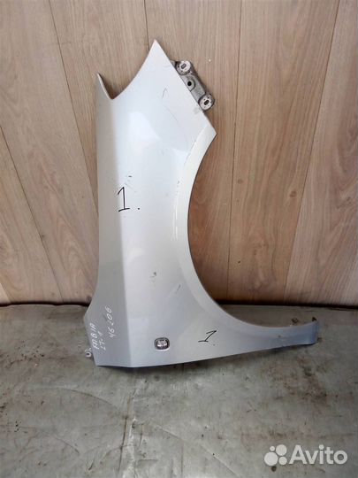 Крыло переднее правое от Skoda Fabia 2007-2015