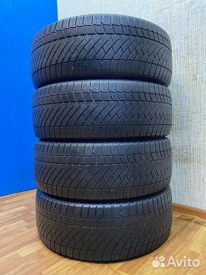 Continental ContiVikingContact 6 SUV 235/55 R18