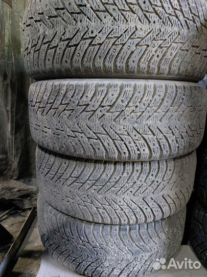 Nokian Tyres Hakkapeliitta 8 205/55 R16 94