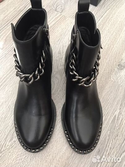 Стильные, женские ботинки 37 размер