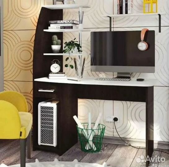 Стол компьютерный 