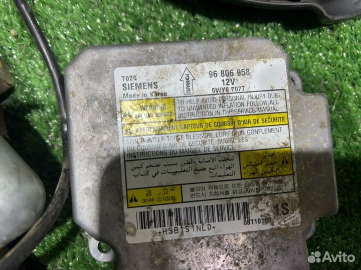 Подушка безопасности Chevrolet Aveo 1 B12D1 2011