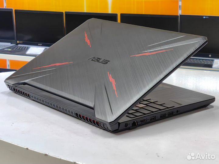 Игровой Asus 15.6