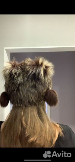 Шапка меховая из енота женская зимняя теплая