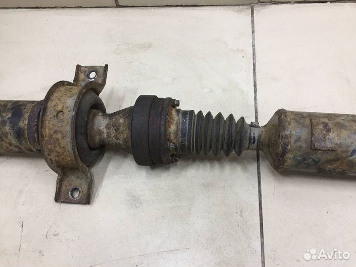 Вал карданный задний с подвесным 2.0 МКПП