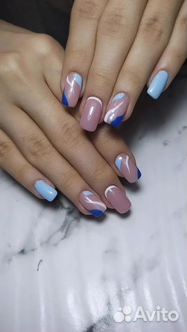 Мастер по маникюру и наращиванию ногтей