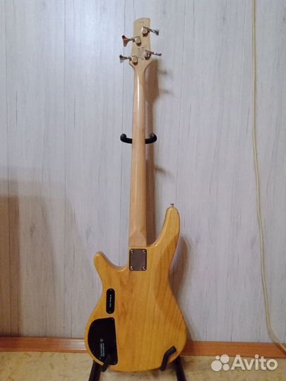 Бас гитара ibanez SRX 350