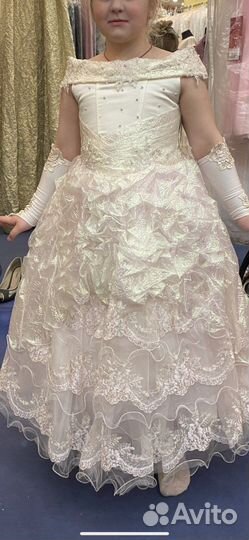 Платье праздничное для девочки р.134-143