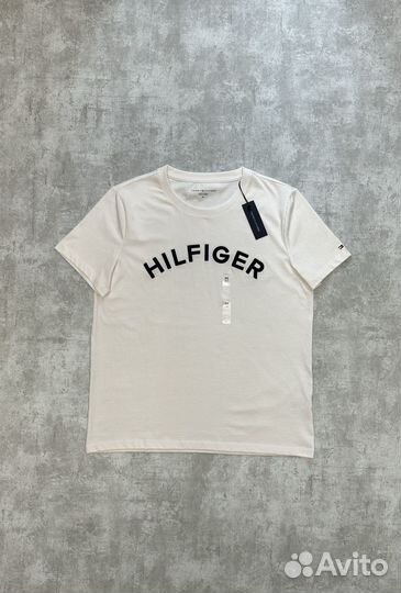 Футболка Tommy Hilfiger оригинал M / L