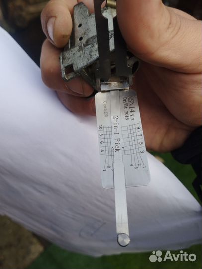 Вскрытие автомобиля Прикурить автомобиль